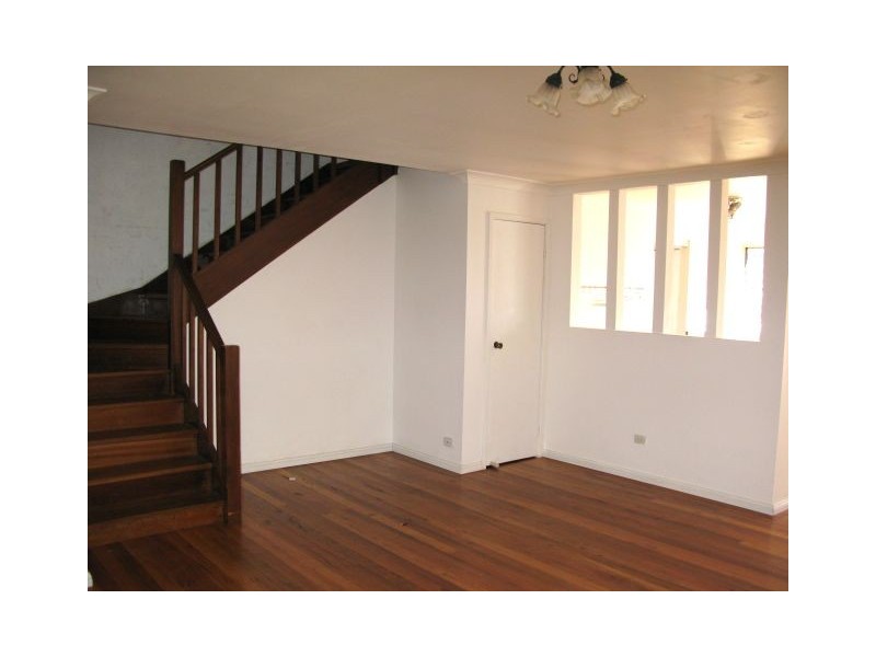 Glenfield NSW 2167