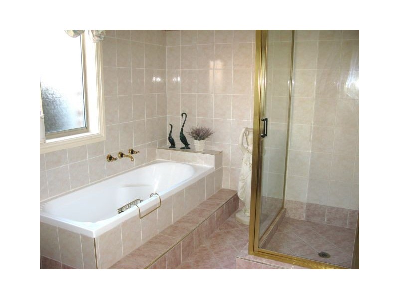 Ingleburn NSW 2565