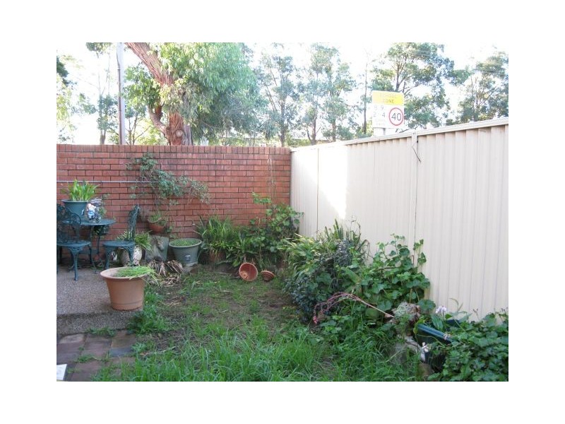 Macquarie Fields NSW 2564