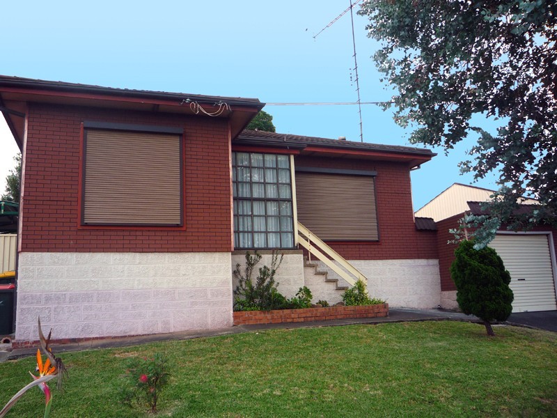 Lake Heights NSW 2502