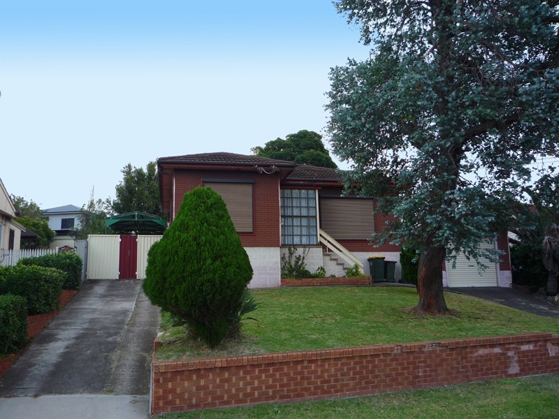 Lake Heights NSW 2502