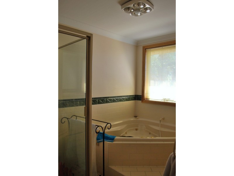 9A Barham Place, Horsley NSW 2530