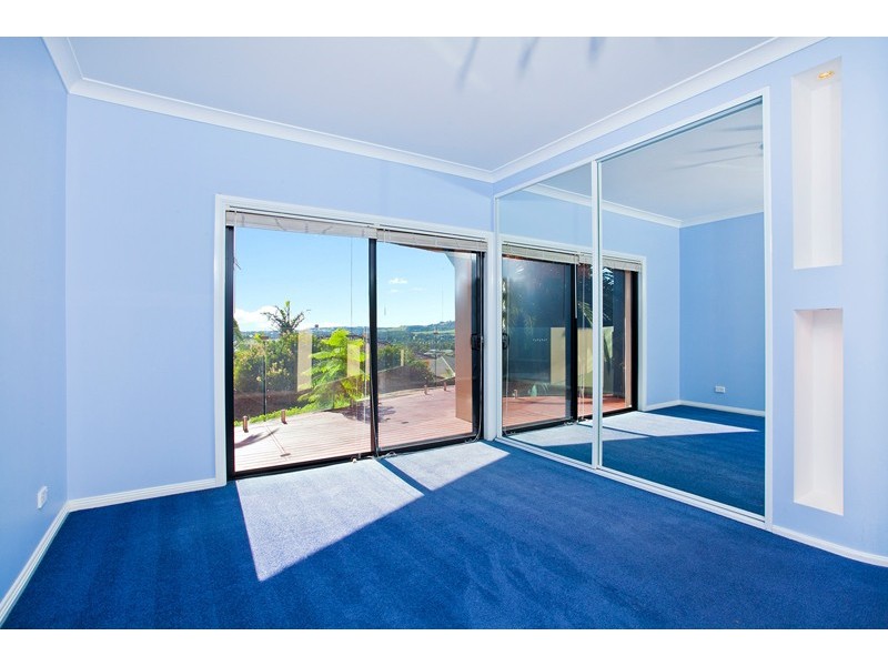 51 Scenic Crescent, Albion Park NSW 2527