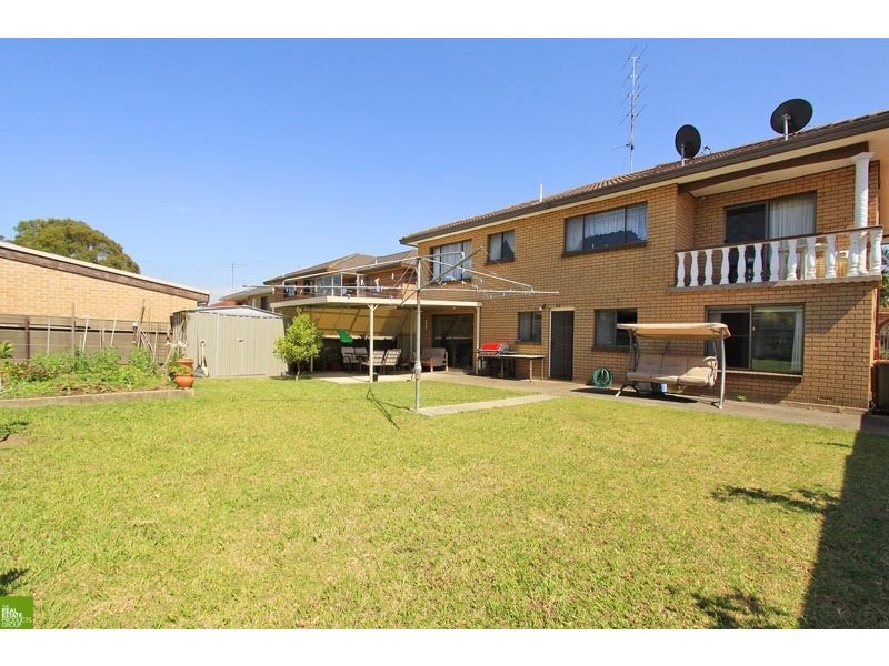 105 Lake Entrance Road, Barrack Heights NSW 2528