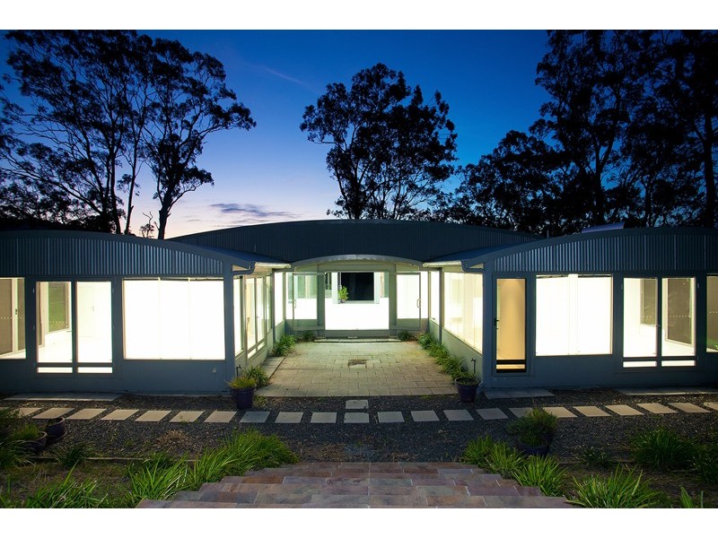 4 Bimbadeen Place, Yellow Rock NSW 2527