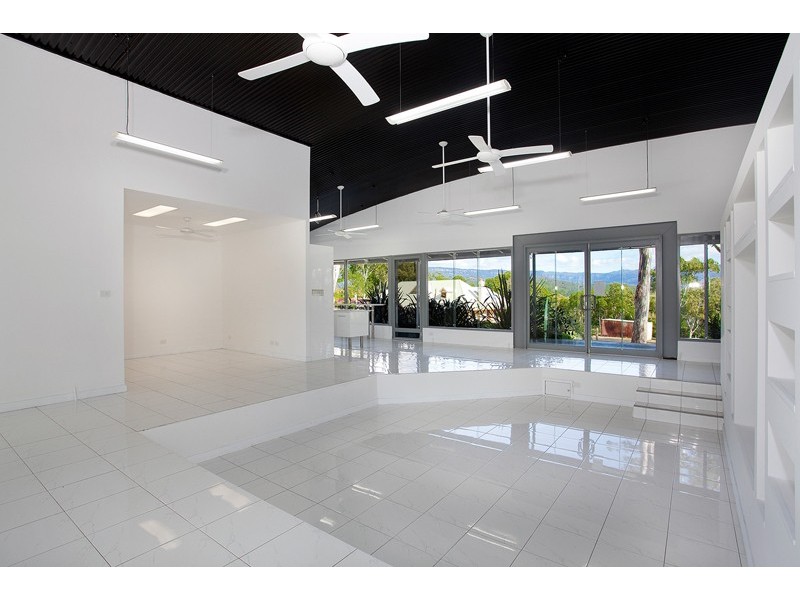 4 Bimbadeen Place, Yellow Rock NSW 2527