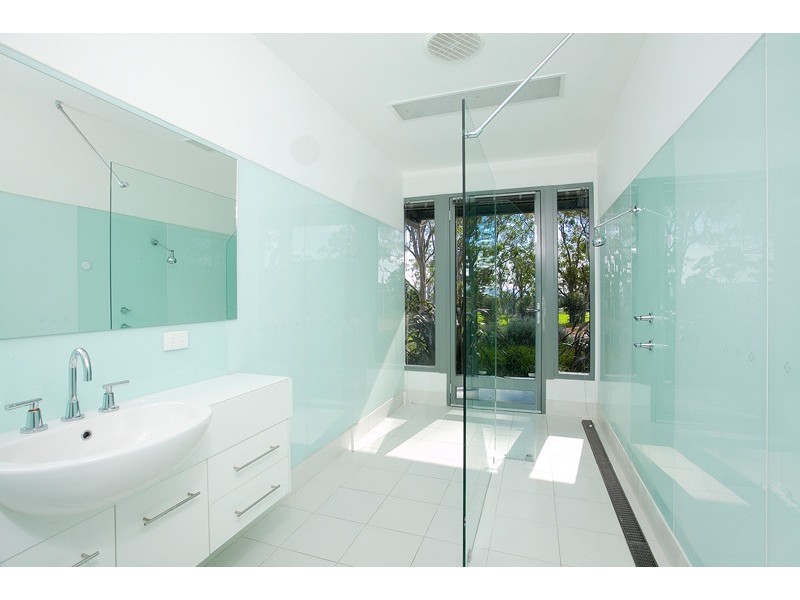 4 Bimbadeen Place, Yellow Rock NSW 2527