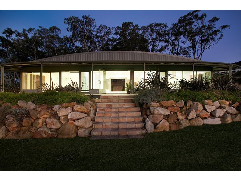 4 Bimbadeen Place, Yellow Rock NSW 2527