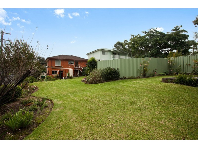 9 Gerard Avenue, Farmborough Heights NSW 2526