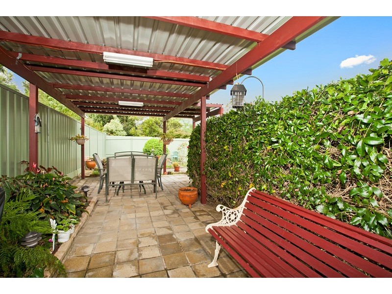 9 Gerard Avenue, Farmborough Heights NSW 2526
