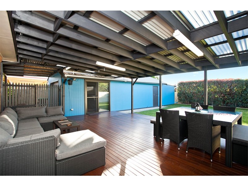 1 Brigadoon Circuit, Oak Flats NSW 2529