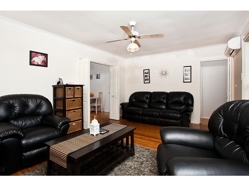 31 Cox Parade, Mount Warrigal NSW 2528