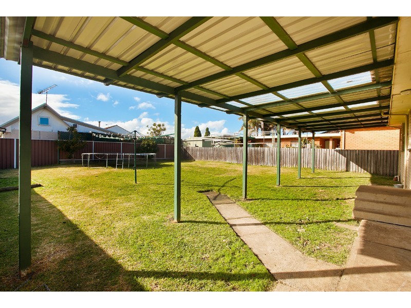 31 Cox Parade, Mount Warrigal NSW 2528
