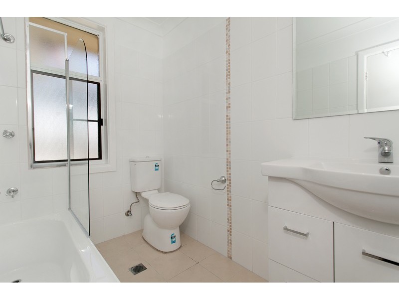 2 Toshack Street, Warilla NSW 2528