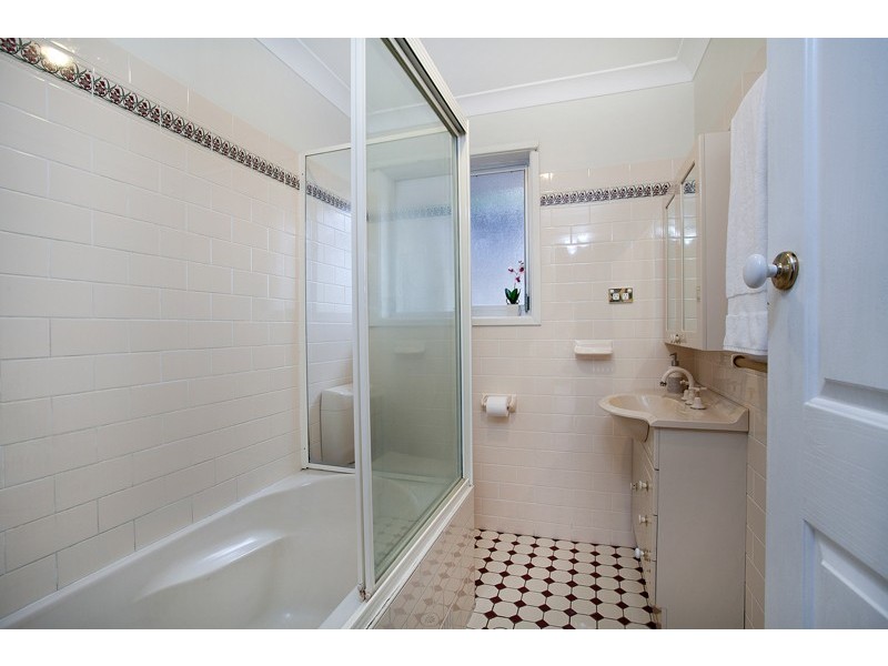 15 Orchid Avenue, Albion Park Rail NSW 2527