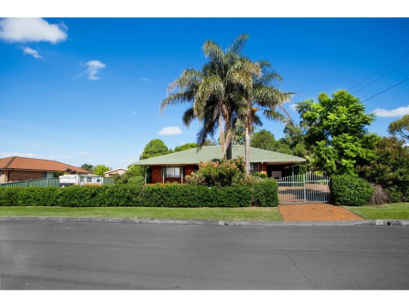 14 Jeffcoat Street, Albion Park NSW 2527