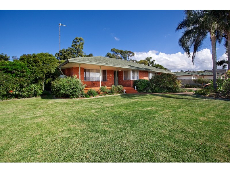 14 Jeffcoat Street, Albion Park NSW 2527