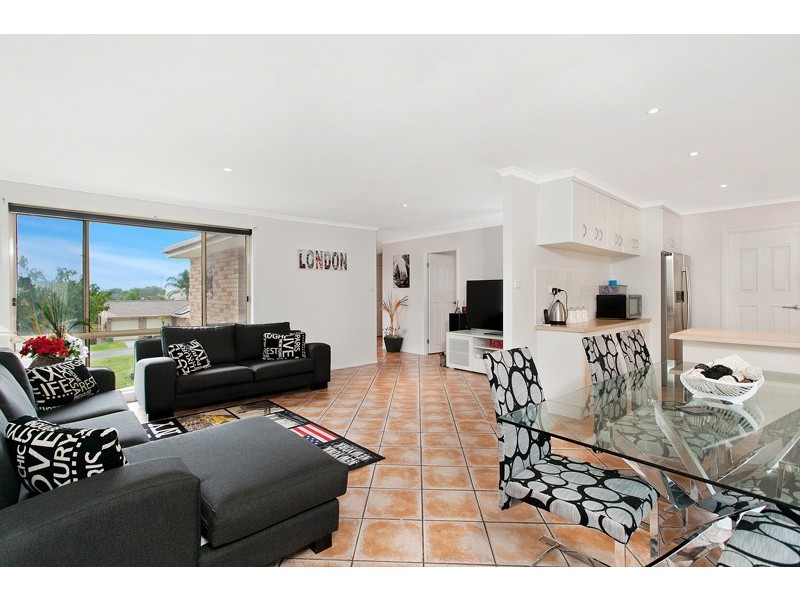 25 Roper Road, Albion Park NSW 2527