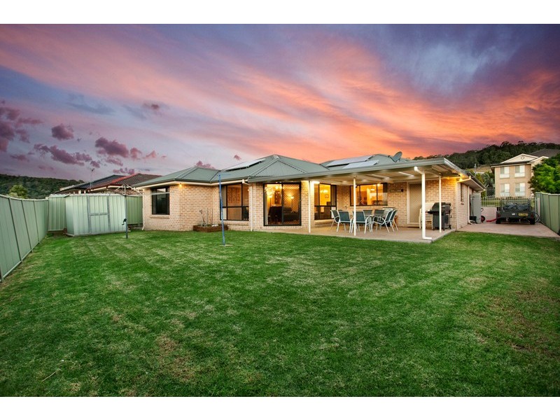 7 Shannon Drive, Albion Park NSW 2527