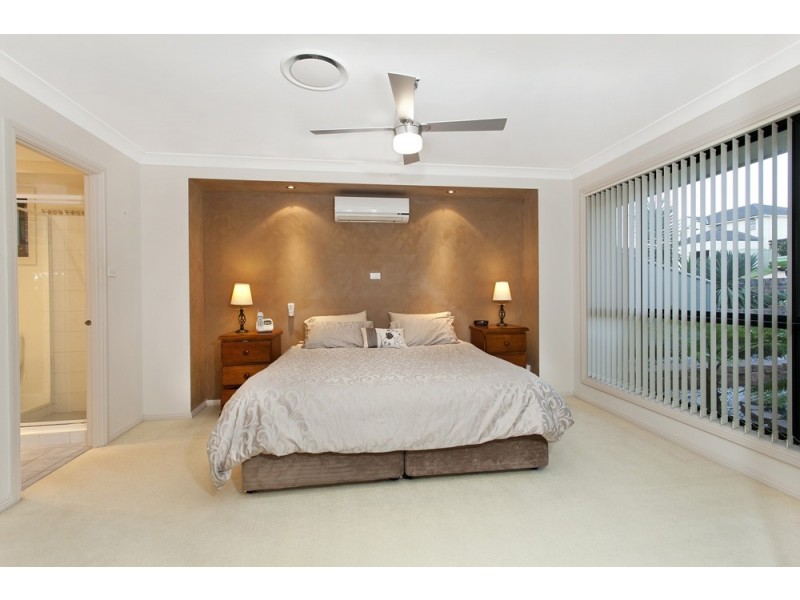 7 Shannon Drive, Albion Park NSW 2527