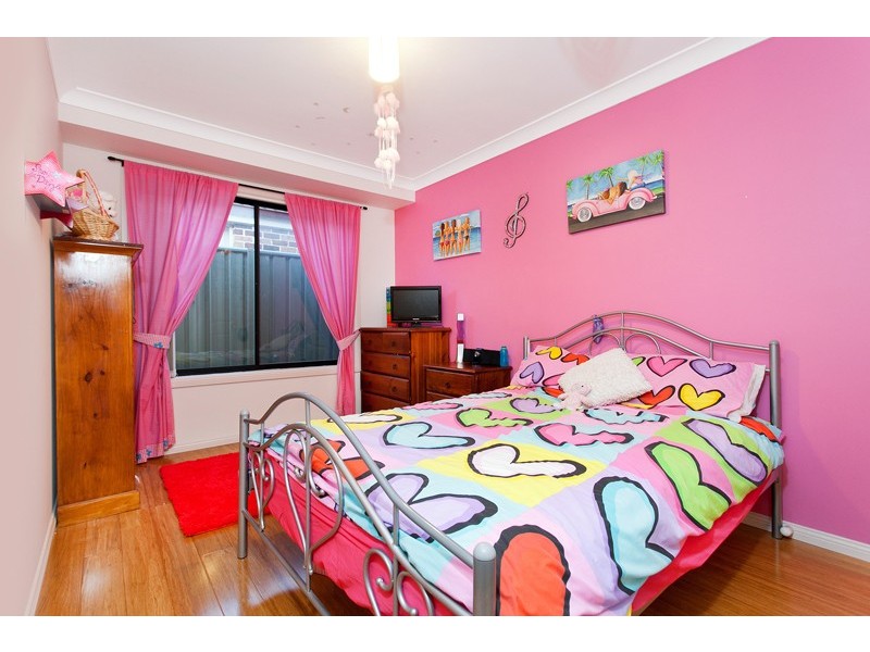 7 Shannon Drive, Albion Park NSW 2527