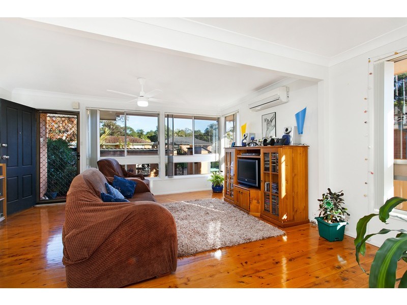 33 Laurel Street, Albion Park Rail NSW 2527