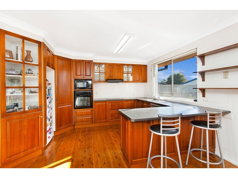 33 Laurel Street, Albion Park Rail NSW 2527