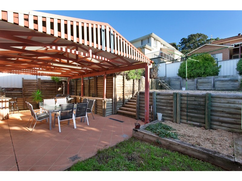 112 Hillside Drive, Albion Park NSW 2527