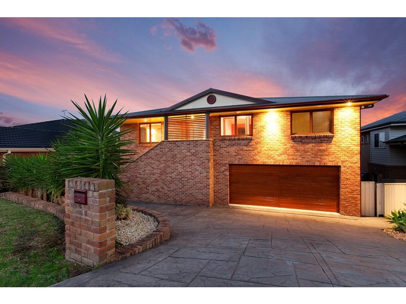 9 Campaspe Circuit, Albion Park NSW 2527