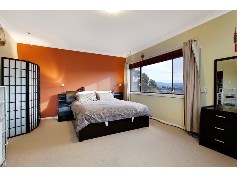 13 Coronet Place, Dapto NSW 2530