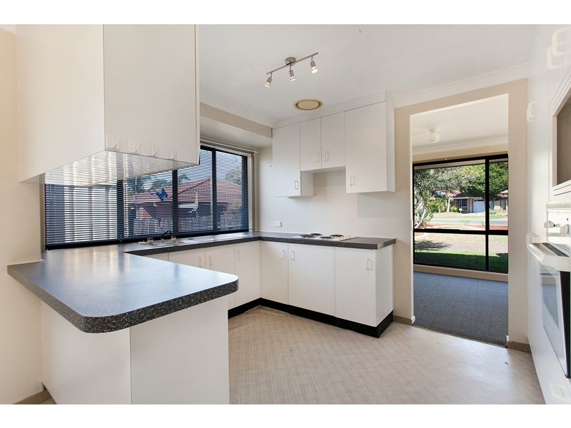 17 Mayfield Circuit, Albion Park NSW 2527