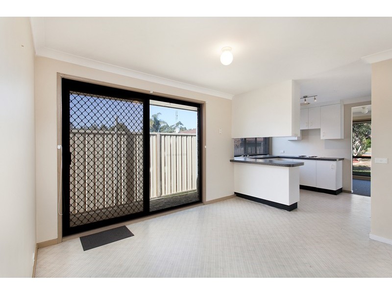 17 Mayfield Circuit, Albion Park NSW 2527