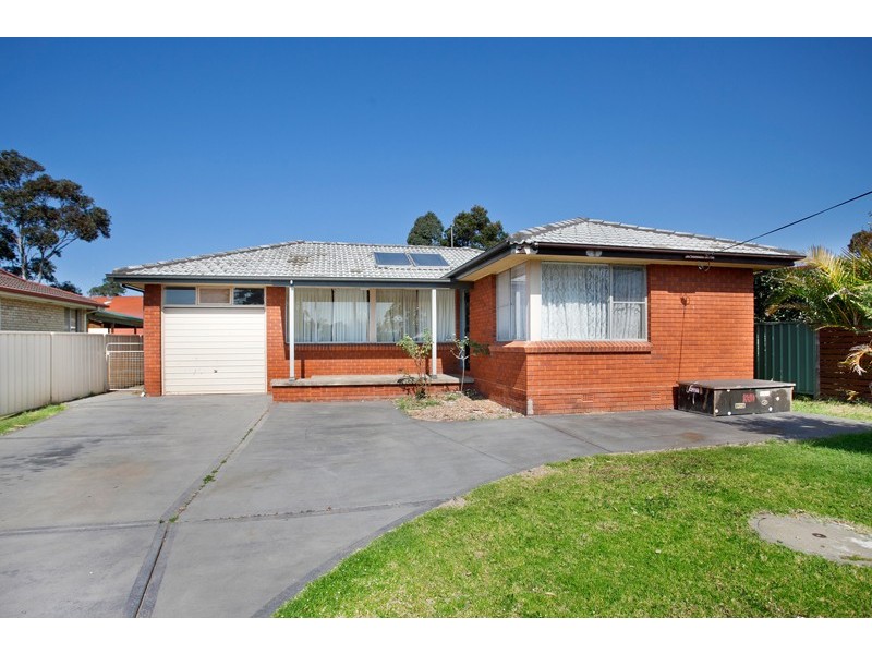 13 Cedar Street, Albion Park Rail NSW 2527