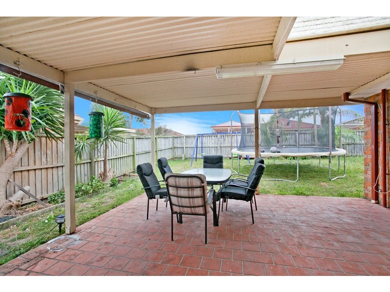 5 Liam Close, Albion Park NSW 2527