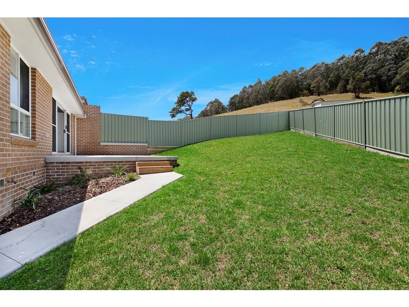 10 Clermont Crescent, Albion Park NSW 2527