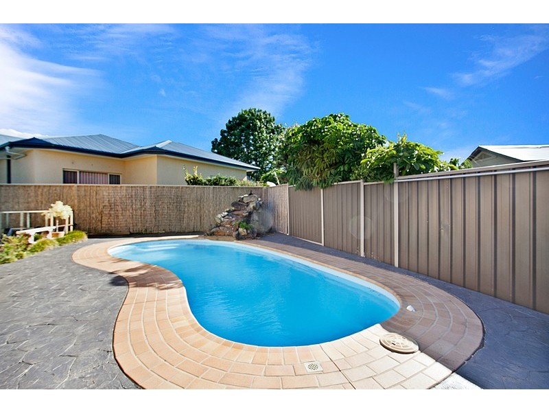 4 Jacaranda Crescent, Albion Park Rail NSW 2527