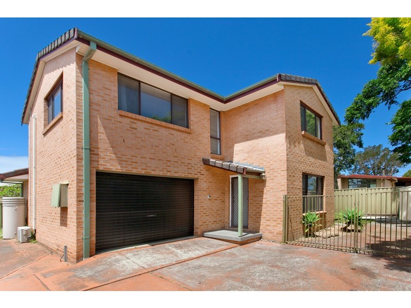 3/41 Griffiths Street, Oak Flats NSW 2529