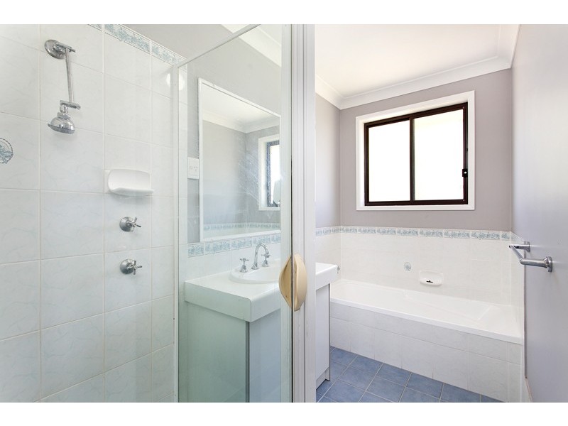 3/41 Griffiths Street, Oak Flats NSW 2529