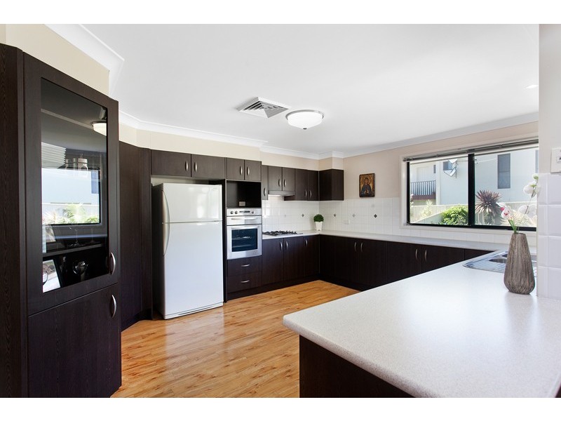 50 Eucumbene Avenue, Flinders NSW 2529