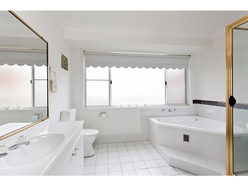 7 Dawson Place, Albion Park NSW 2527