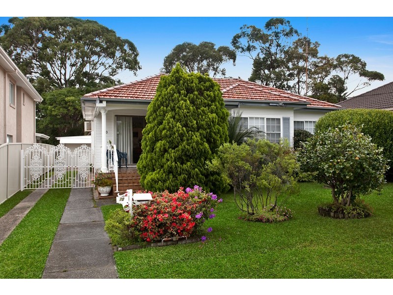70 Hopewood Crescent, Fairy Meadow NSW 2519