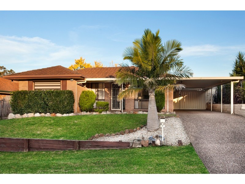 16 Richmond Place, Albion Park NSW 2527