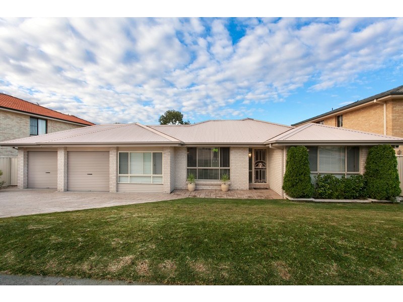 79 Daintree Drive, Albion Park NSW 2527