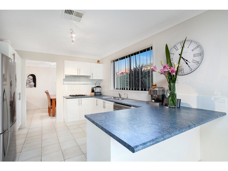 12 Shannon Drive, Albion Park NSW 2527