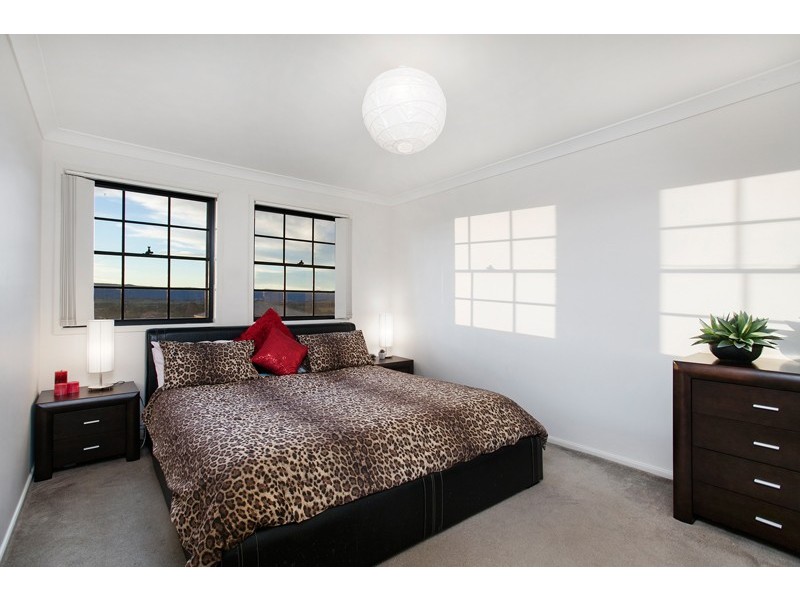 12 Shannon Drive, Albion Park NSW 2527