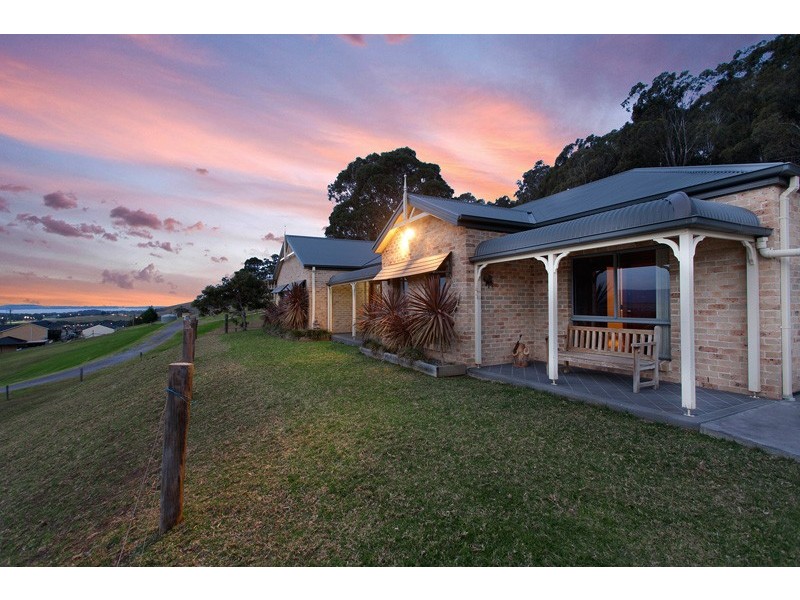 2 Chaplin Place, Albion Park NSW 2527