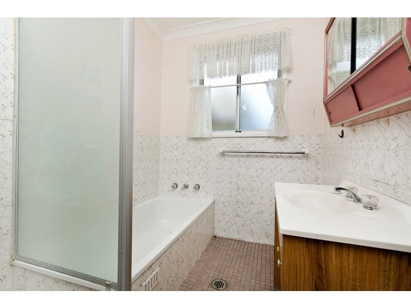 60 Princes Highway, Albion Park Rail NSW 2527