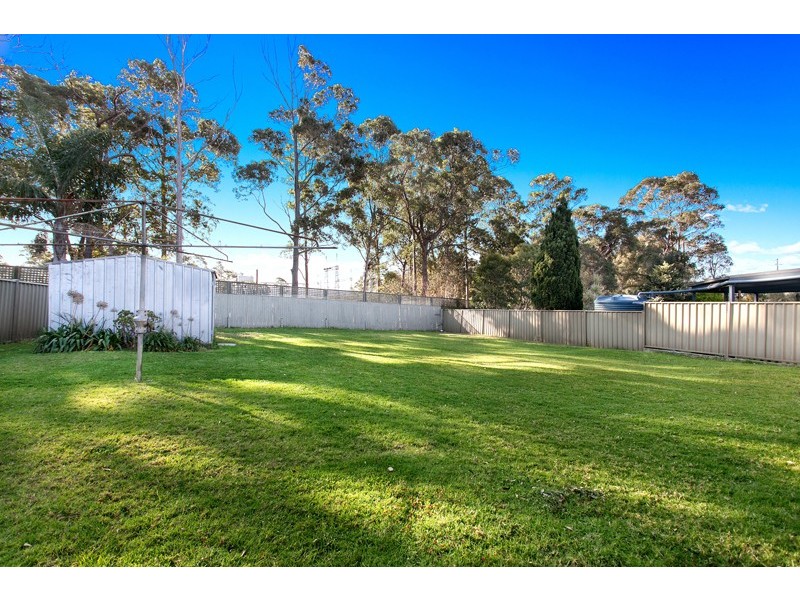 12 Daintree Drive, Albion Park NSW 2527