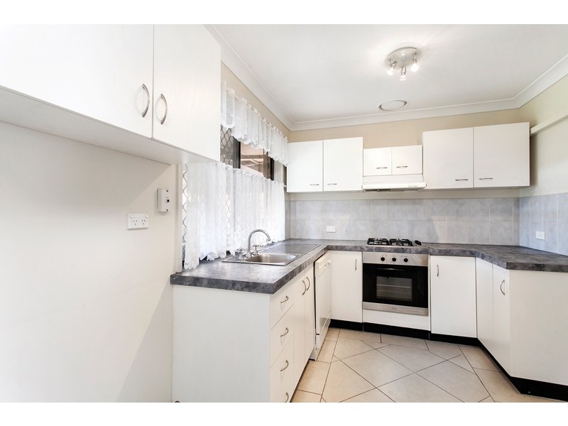 12 Daintree Drive, Albion Park NSW 2527