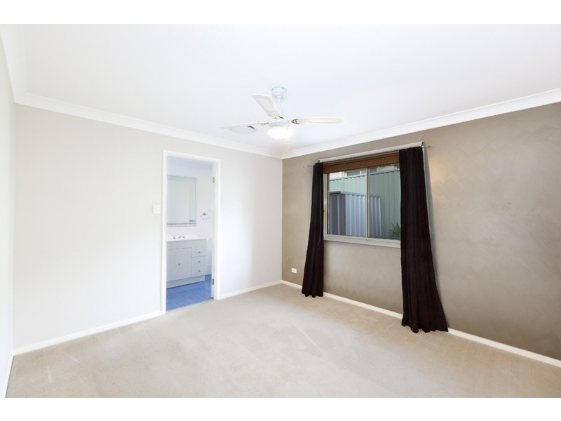 25 Chinchilla Way, Albion Park NSW 2527